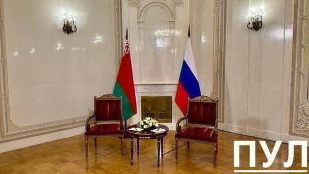 Putin in biblioteca di Eltsin