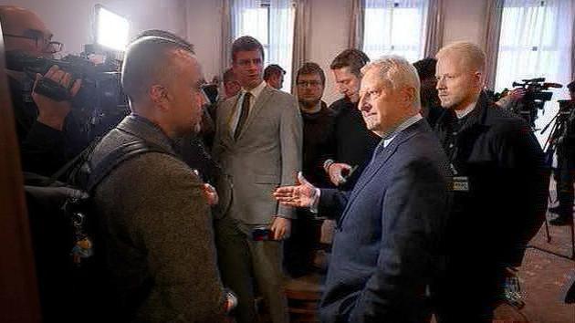 Чехия: министр обороны не посетил Киев