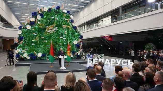 Łukaszenka wręczył państwowy znak jakości