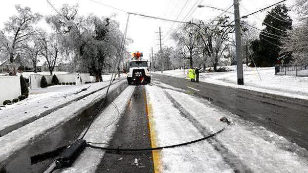 Snow collapse: USA without power